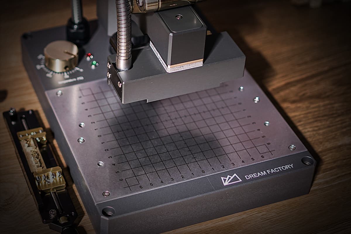 Machined stainless steel plate